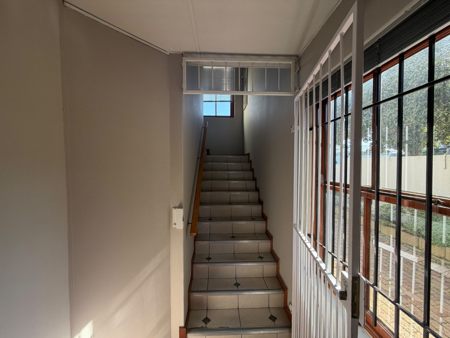 To Let Commercial Property for Rent in Rosenpark Western Cape